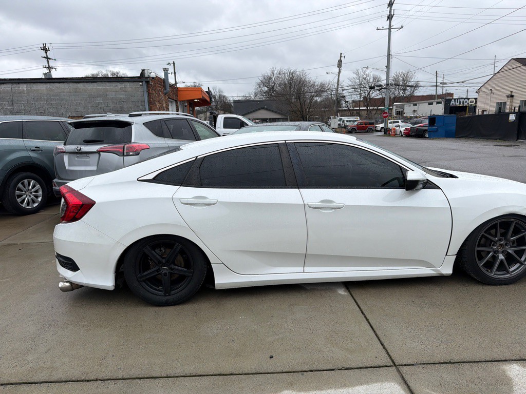 2019 Honda Civic Image 6