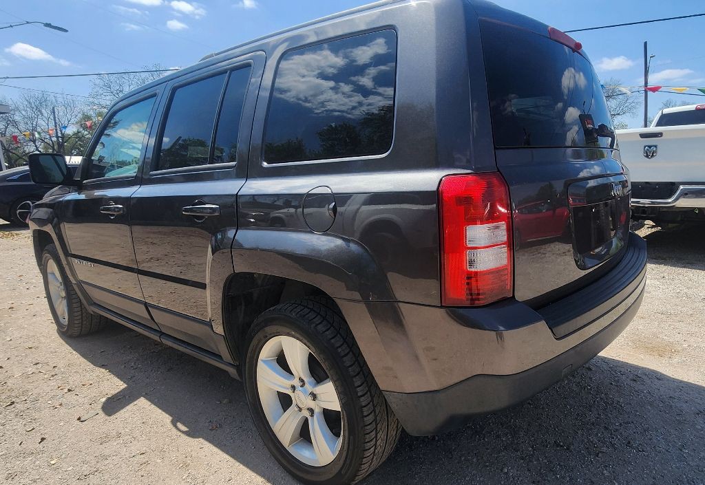 2016 Jeep Patriot Image 2