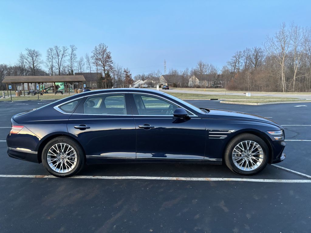 2023 Genesis G80 Image 4