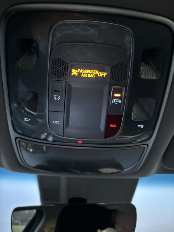 2023 Genesis G80 Image 20