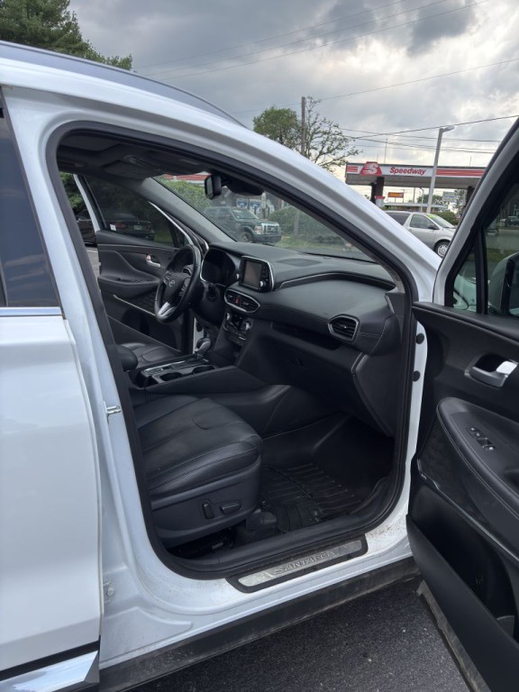 2019 Hyundai Santa Fe Image 11