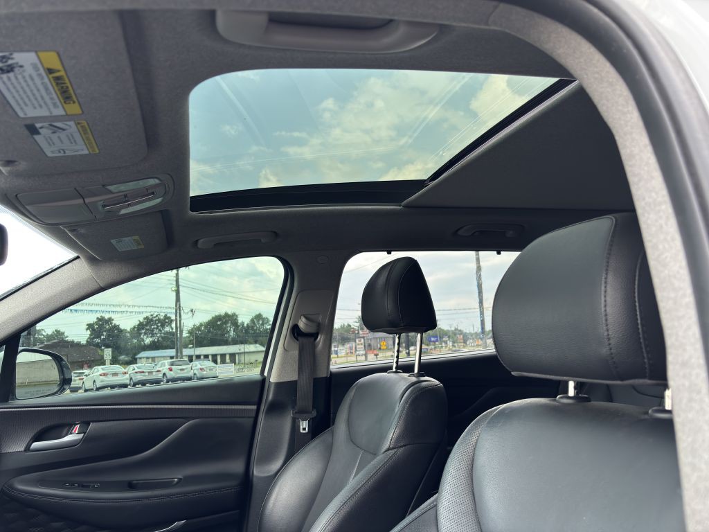 2019 Hyundai Santa Fe Image 18