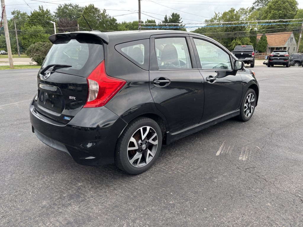 2015 Nissan Versa Image 5