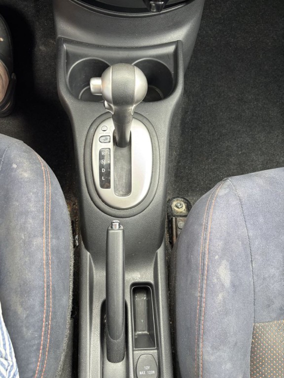 2015 Nissan Versa Image 17