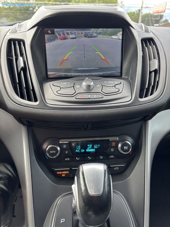 2015 Ford Escape Image 16