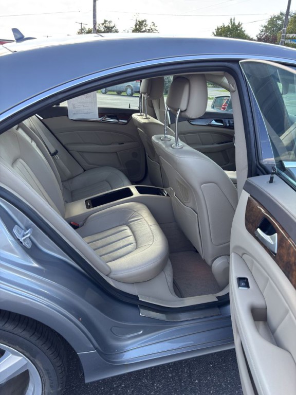 2013 Mercedes-Benz CLS-Class Image 12