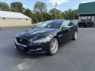 Image for 2017 Jaguar XJ R-sport ID: 6828464
