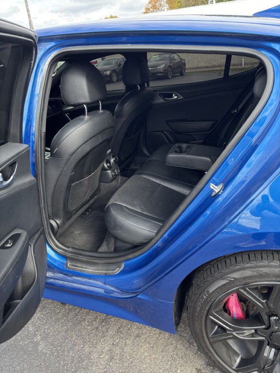 2018 Kia Stinger Image 10