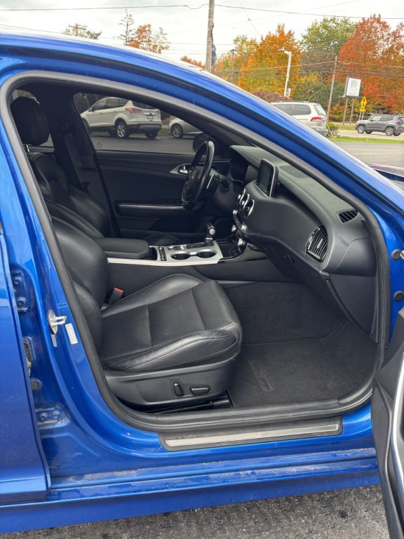2018 Kia Stinger Image 11