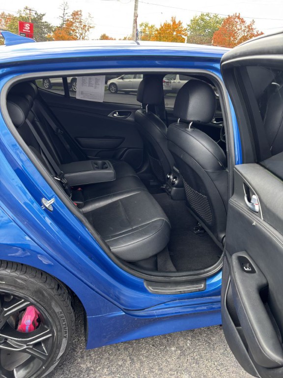 2018 Kia Stinger Image 12