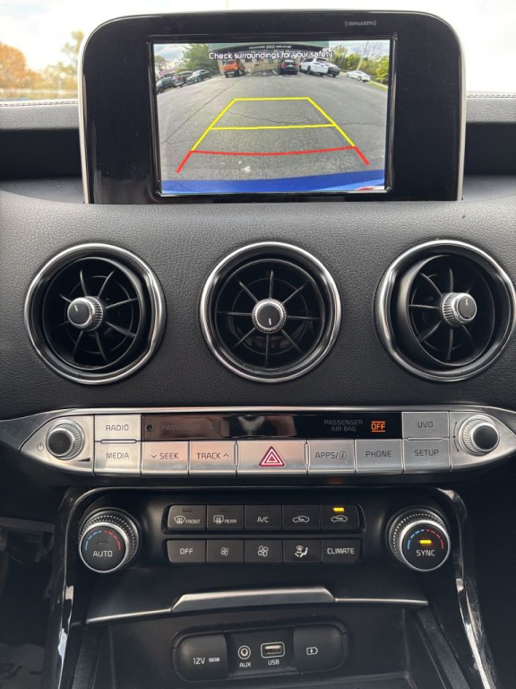 2018 Kia Stinger Image 16