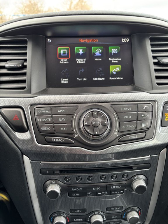 2020 Nissan Pathfinder Image 17