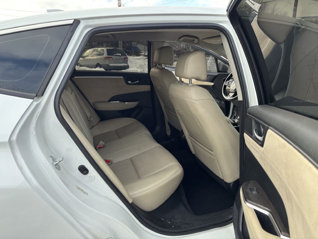 2019 Honda Clarity Image 12