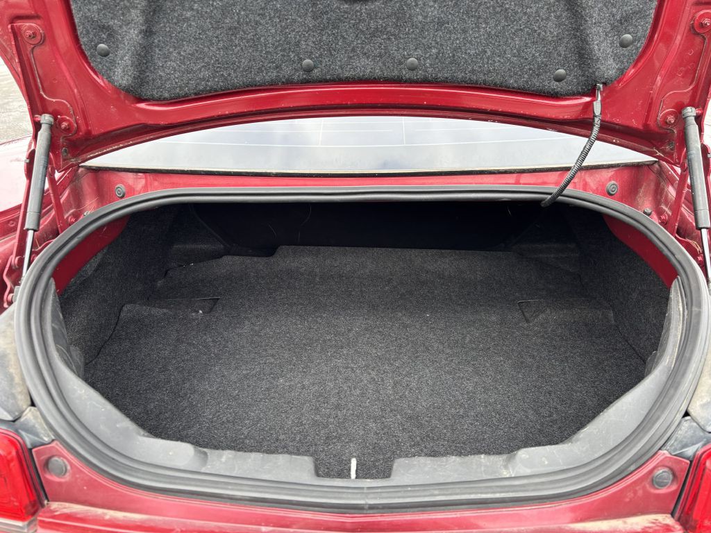 2015 Chevrolet Camaro Image 11