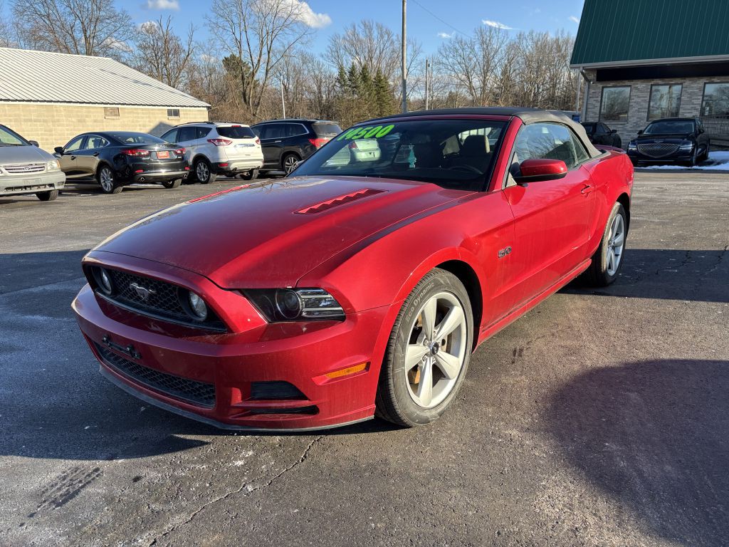 2013 Ford Mustang Image 1