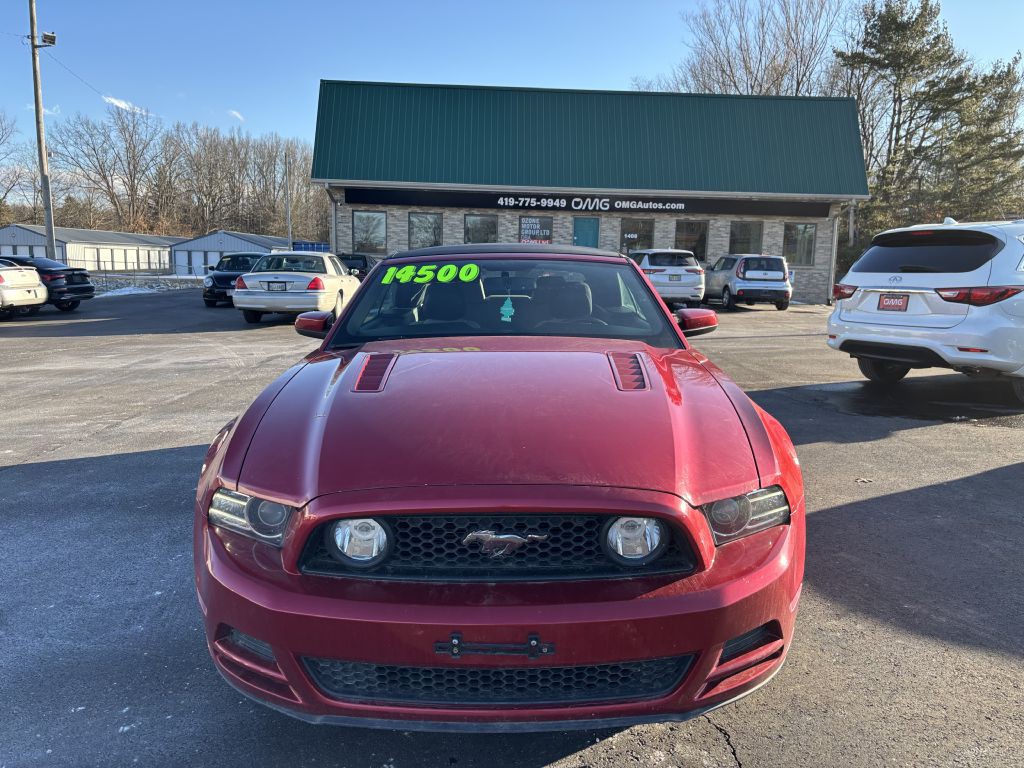 2013 Ford Mustang Image 2