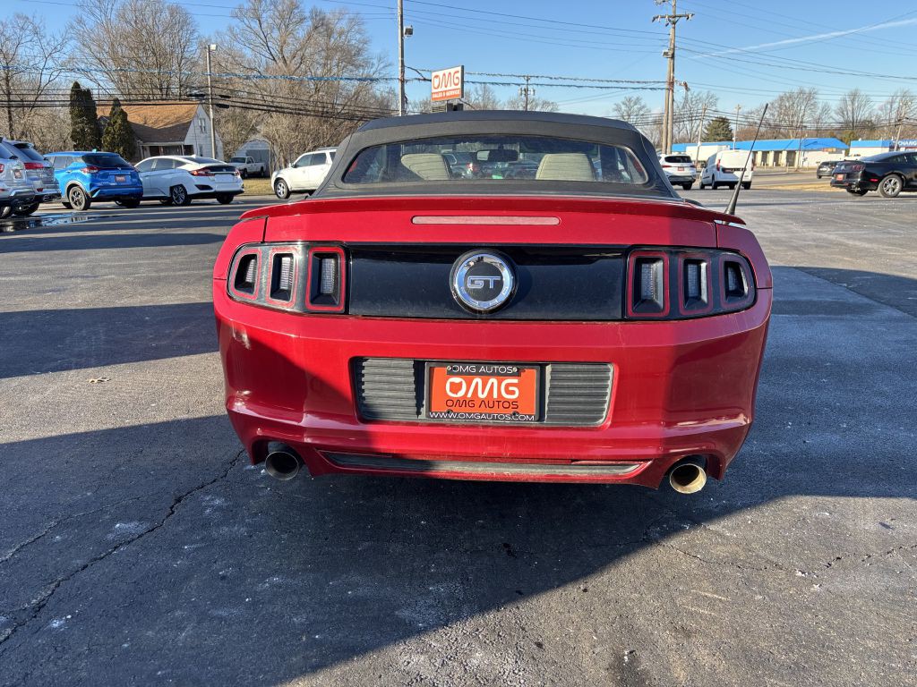 2013 Ford Mustang Image 6