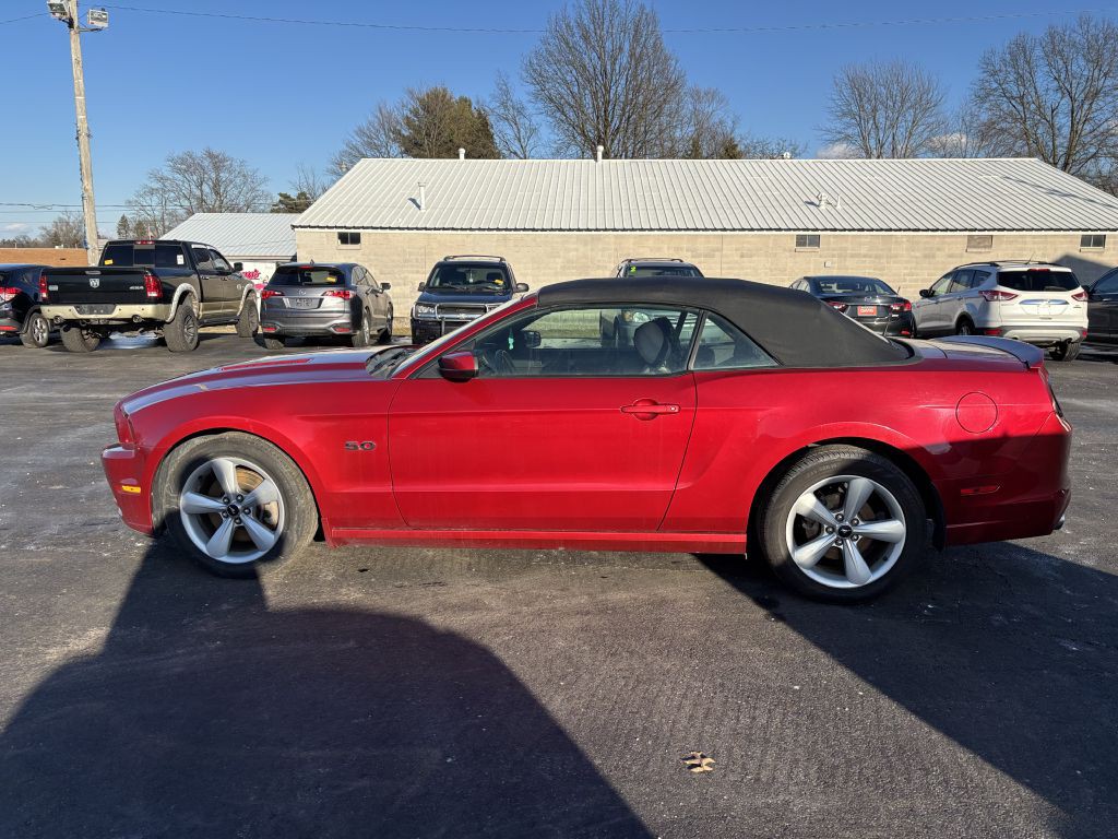 2013 Ford Mustang Image 8