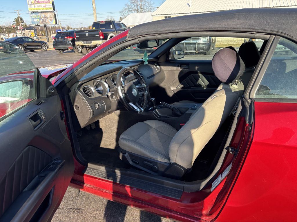 2013 Ford Mustang Image 9