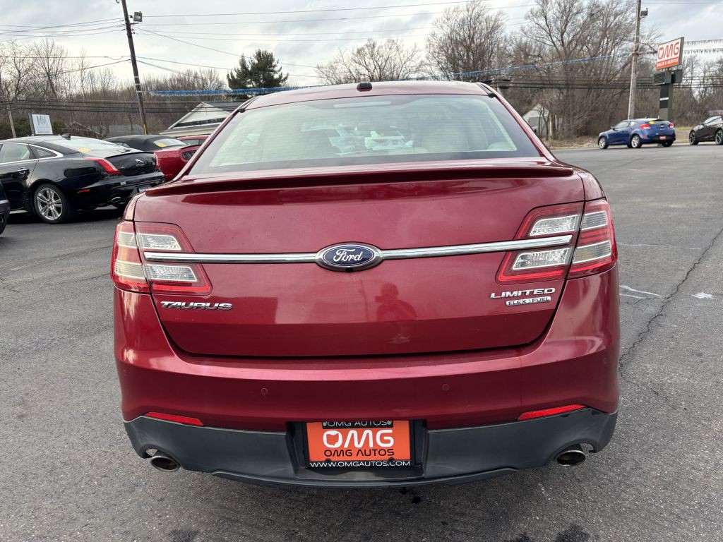 2015 Ford Taurus Image 6