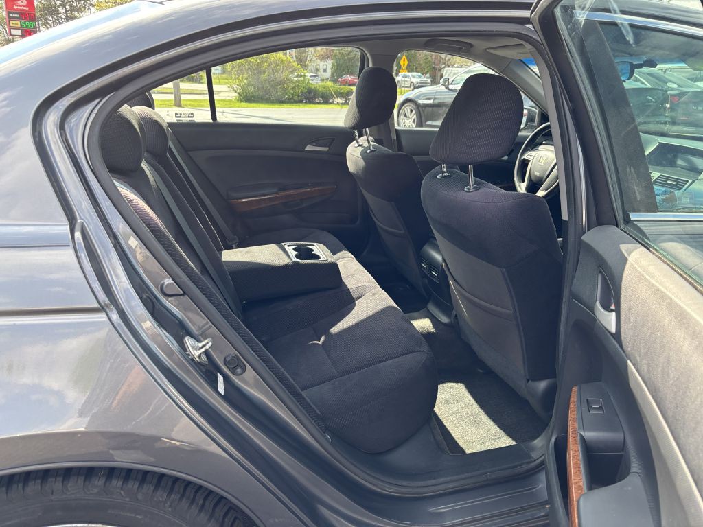 2012 Honda Accord Image 12