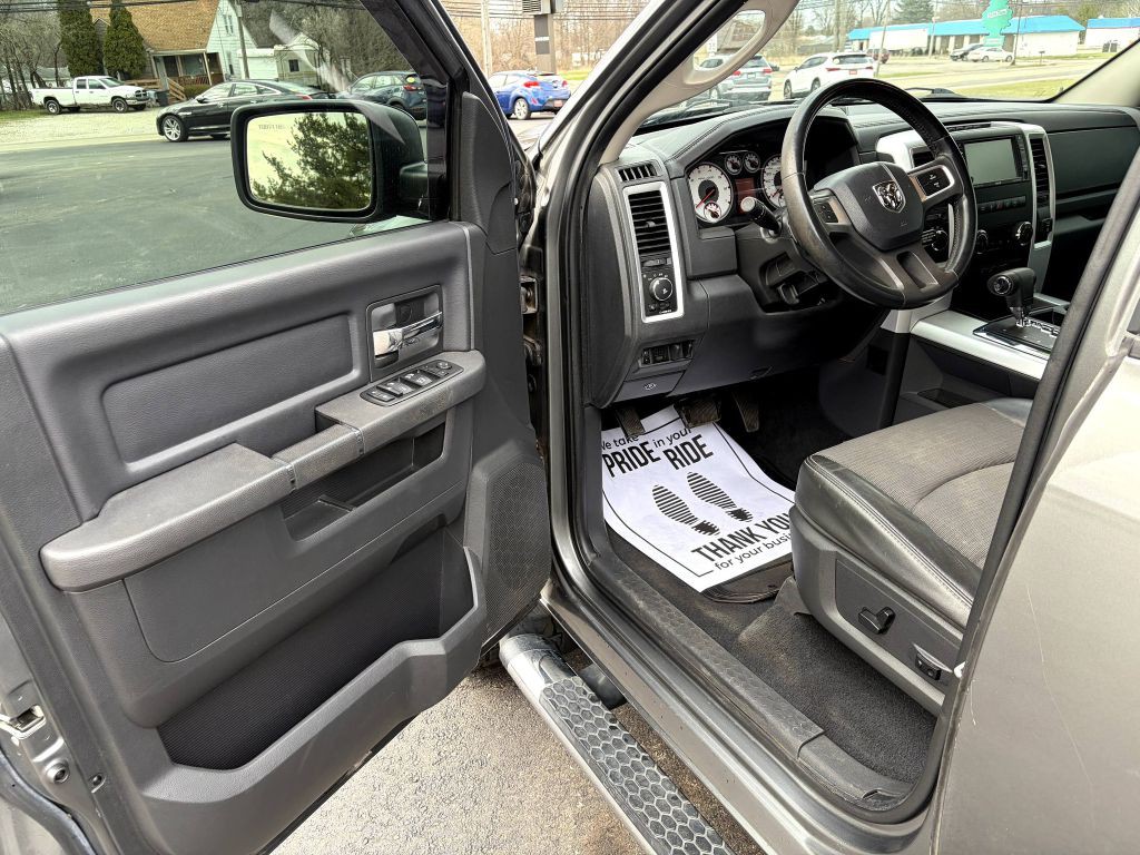 2011 Dodge Ram 1500 Image 9