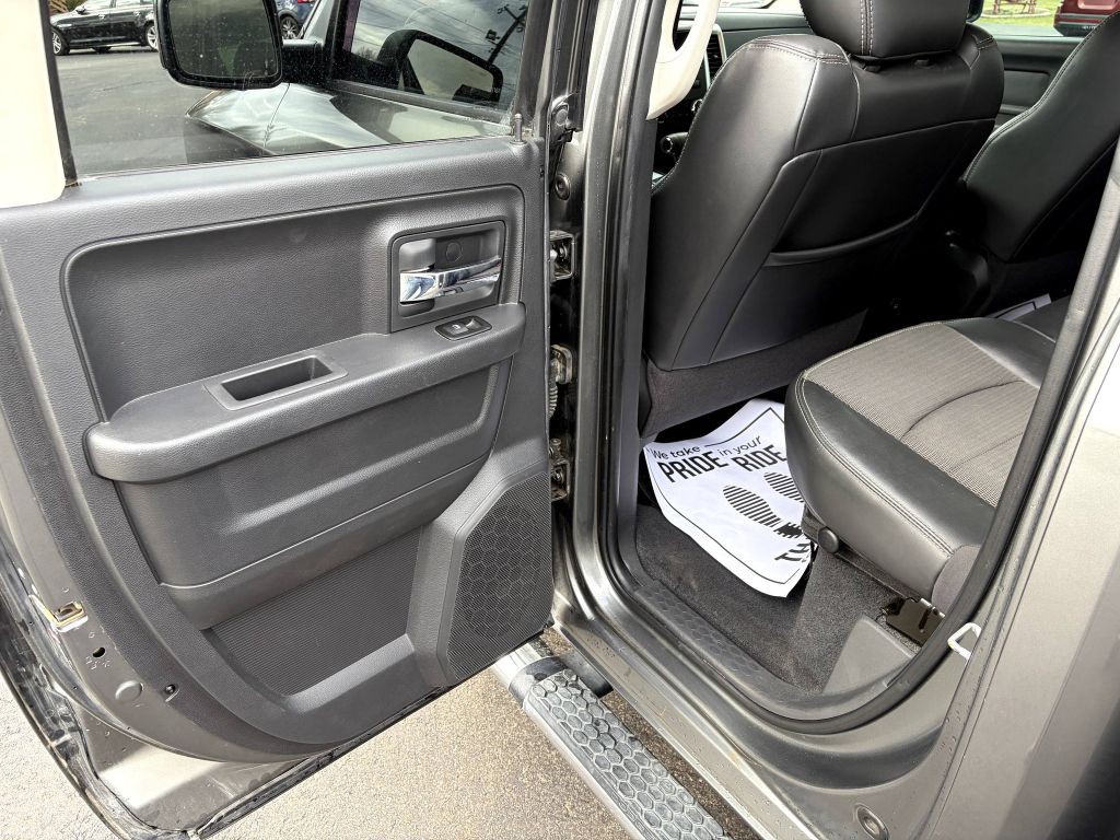 2011 Dodge Ram 1500 Image 10