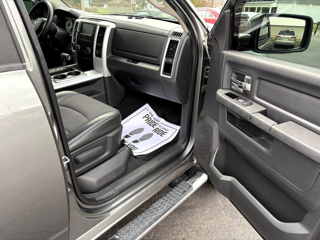 2011 Dodge Ram 1500 Image 11