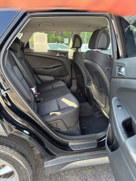 2017 Hyundai Tucson Image 12