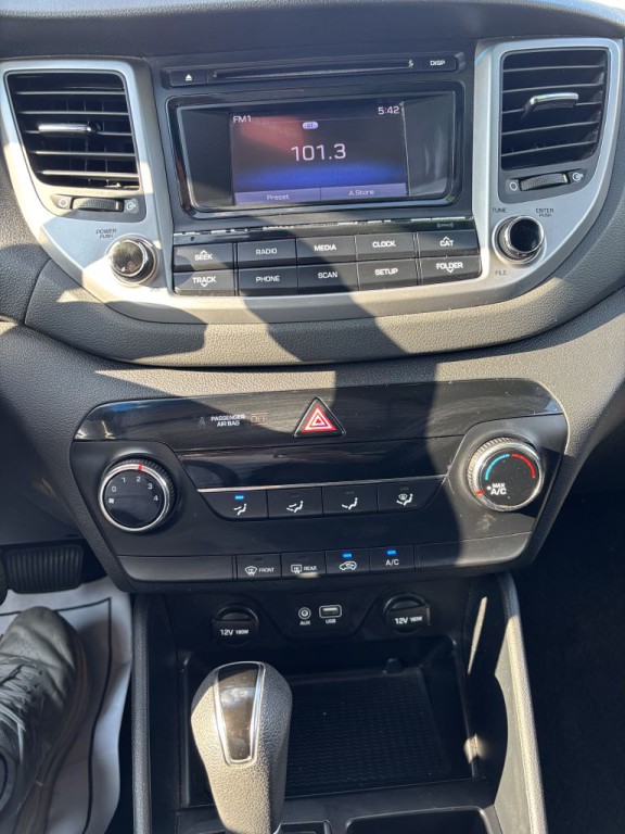 2017 Hyundai Tucson Image 16