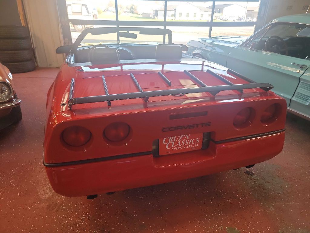1990 Chevrolet Corvette Image 13