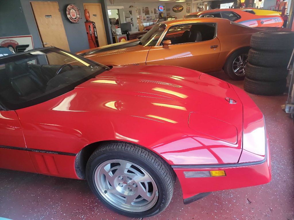 1990 Chevrolet Corvette Image 18