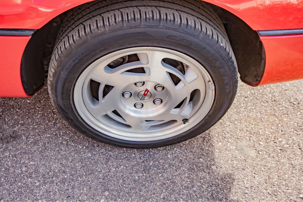 1990 Chevrolet Corvette Image 26