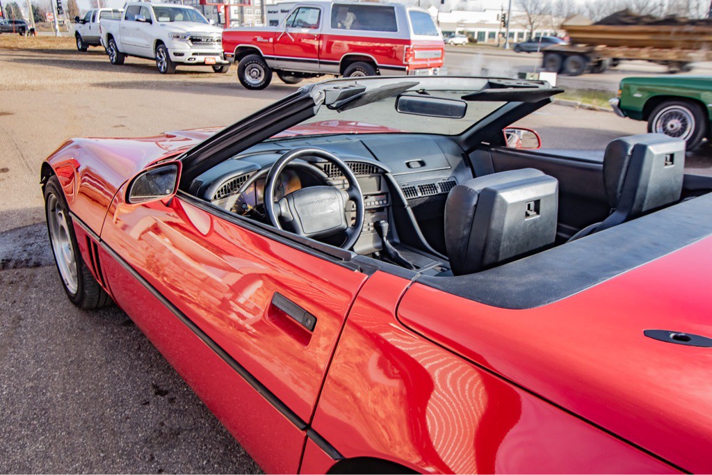 1990 Chevrolet Corvette Image 28
