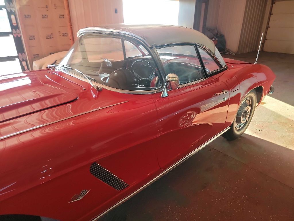 1962 Chevrolet Corvette Image 10