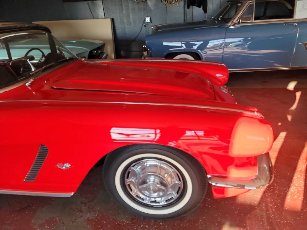 1962 Chevrolet Corvette Image 14