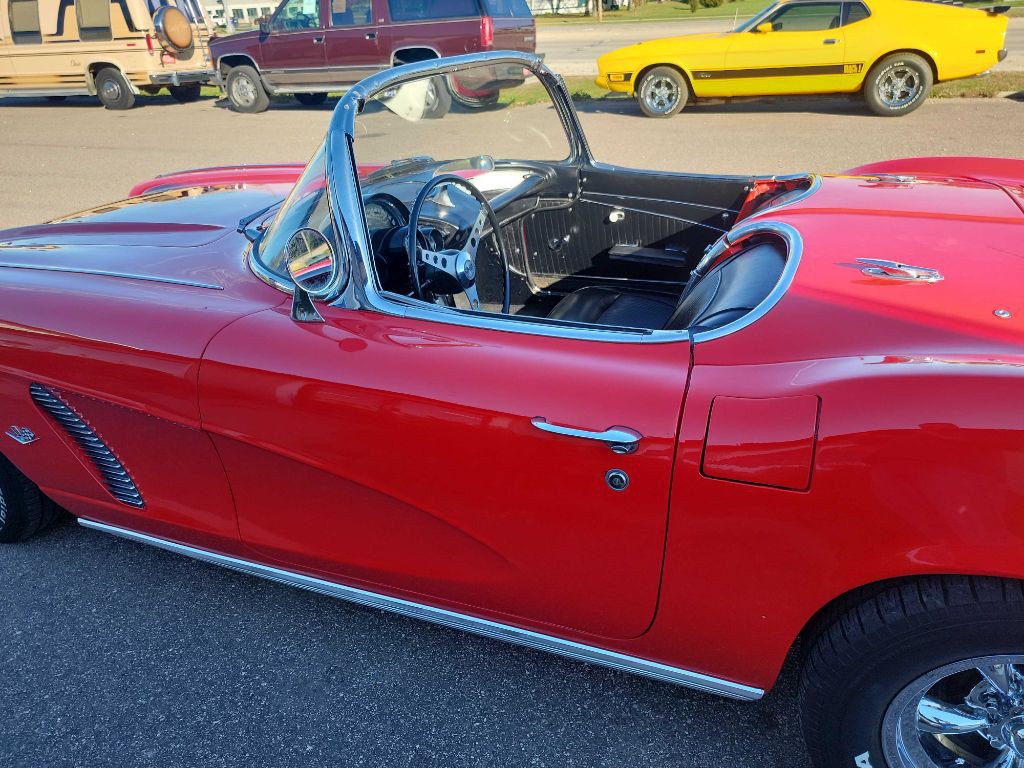 1962 Chevrolet Corvette Image 32
