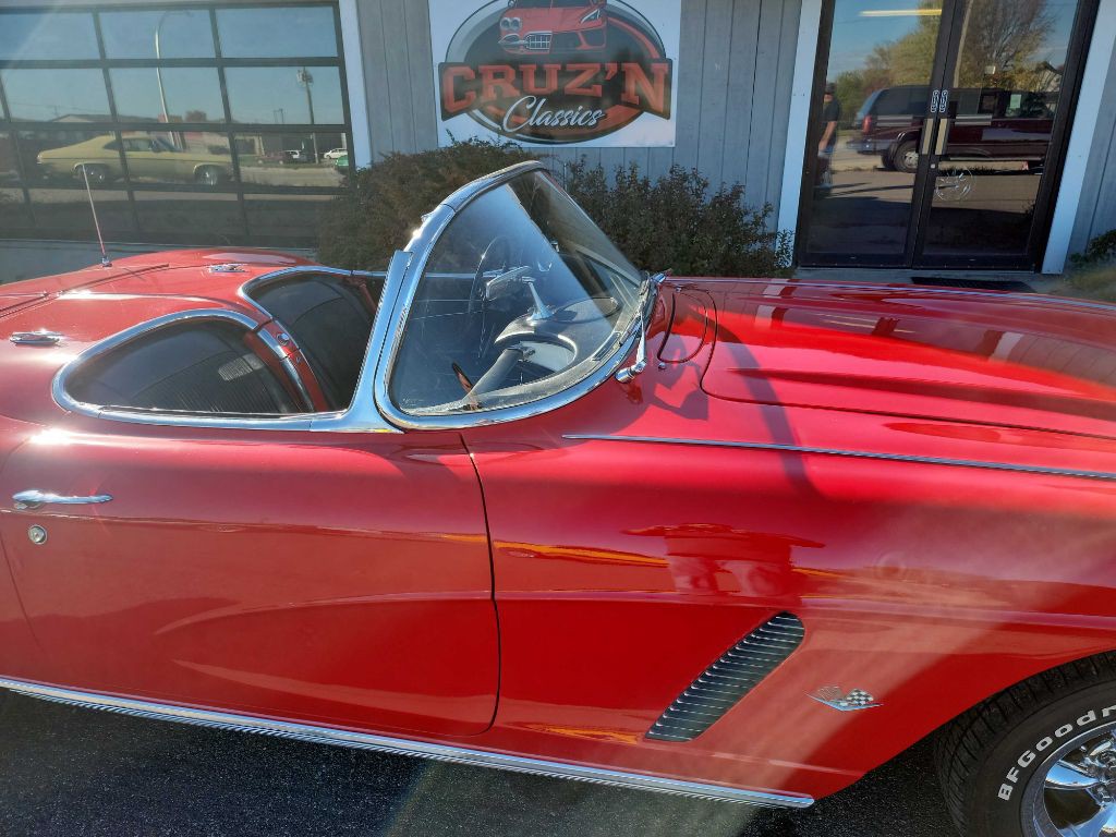 1962 Chevrolet Corvette Image 16