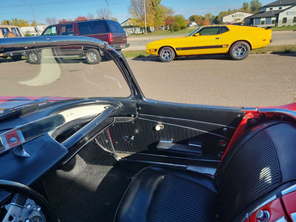 1962 Chevrolet Corvette Image 36