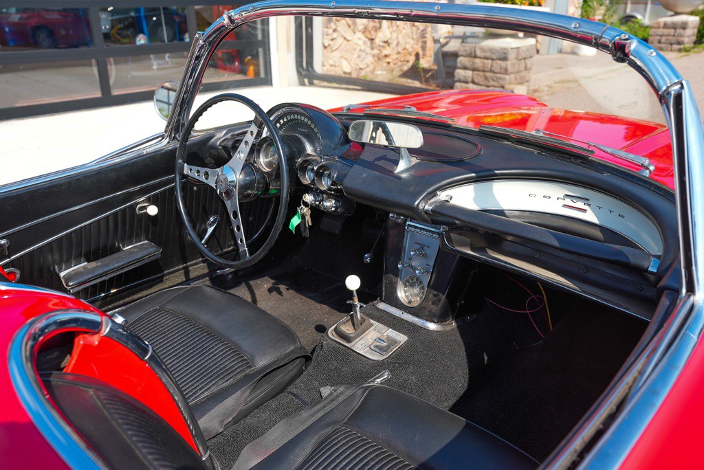 1962 Chevrolet Corvette Image 97