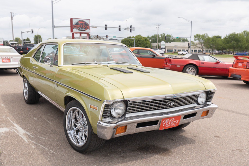 1971 Chevrolet Nova Image 2