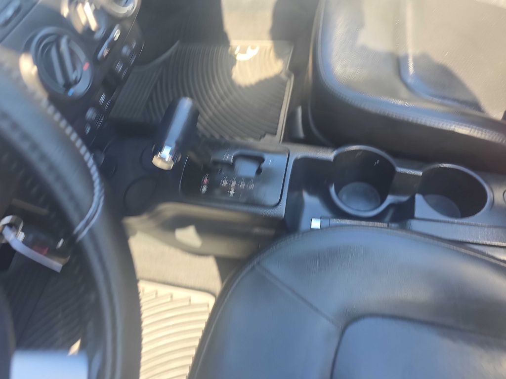2008 Volkswagen Beetle Image 37