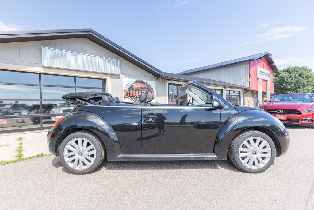 2008 Volkswagen Beetle Image 66