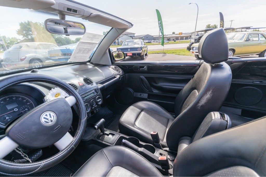 2008 Volkswagen Beetle Image 76