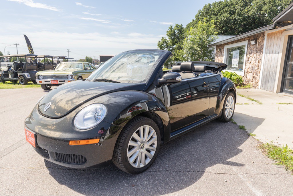 2008 Volkswagen Beetle Image 7