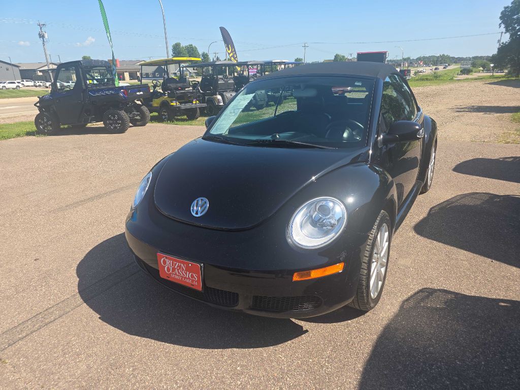 2008 Volkswagen Beetle Image 8