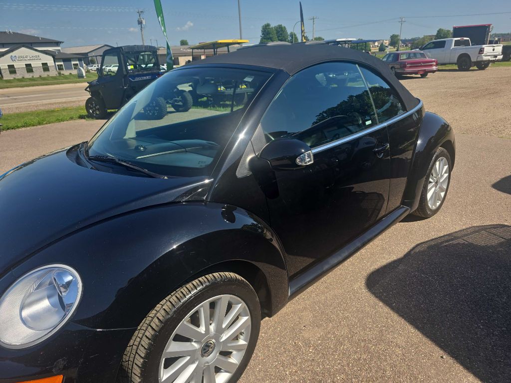 2008 Volkswagen Beetle Image 9