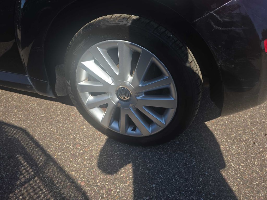 2008 Volkswagen Beetle Image 23