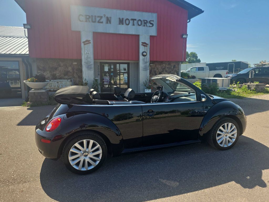 2008 Volkswagen Beetle Image 24