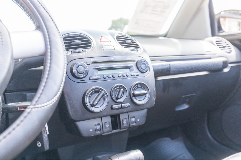2008 Volkswagen Beetle Image 74